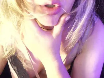 Vesna2020  live sex cam