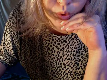 Vesna2020  live sex cam
