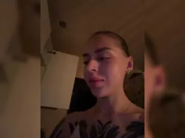 -Aperol-  live sex cam