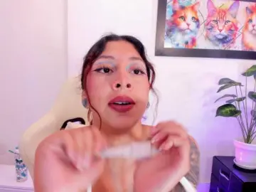Aleja-Machado  live sex cam