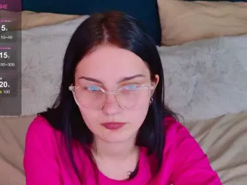 AngelBraun  live sex cam