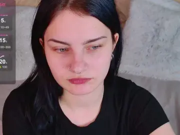 AngelBraun  live sex cam