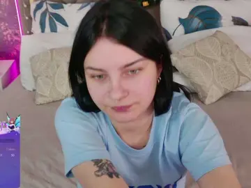 AngelBraun  live sex cam