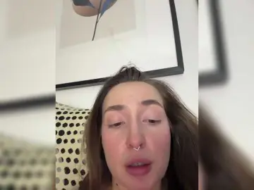 ChloeMeow  live sex cam