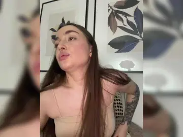 ChloeMeow  live sex cam