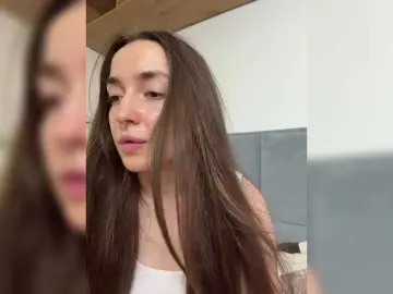 ChloeMeow  live sex cam