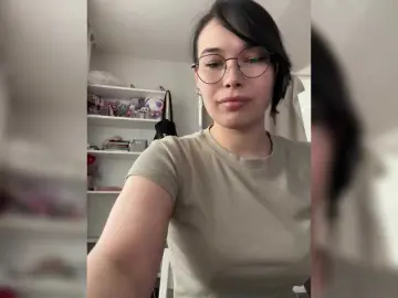 Li-Love  live sex cam