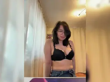 Li-Love  live sex cam