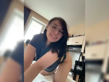 Li-Love  live sex cam