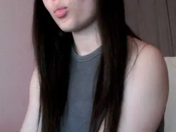 Lili-asian  live sex cam