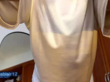 Missblair12  live sex cam
