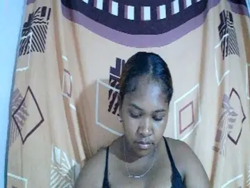 Sexy-Nathy  live sex cam