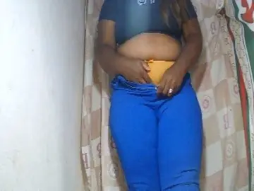 Sexy-Nathy  live sex cam