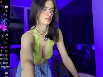 SweetieTati  live sex cam