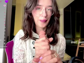 SweetieTati  live sex cam