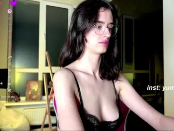SweetieTati  live sex cam