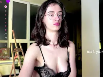 SweetieTati  live sex cam