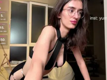 SweetieTati  live sex cam