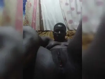 Bigcaunts  live sex cam