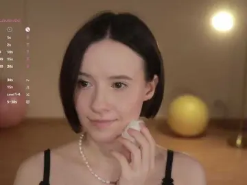 -FemaleEssence-  live sex cam