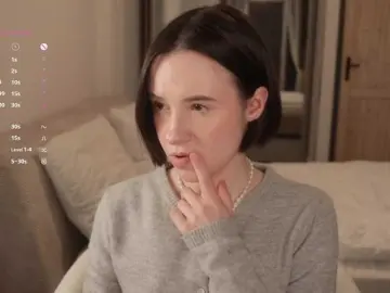 -FemaleEssence-  live sex cam