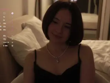 -FemaleEssence-  live sex cam