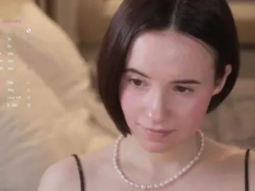 -FemaleEssence-  live sex cam