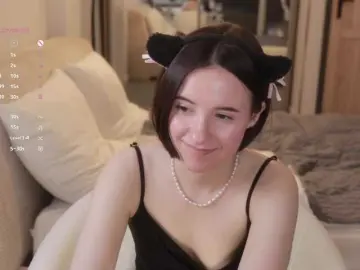 -FemaleEssence-  live sex cam