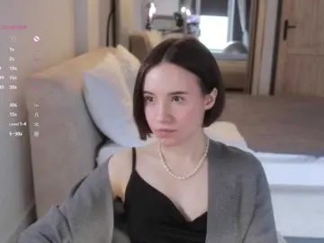 -FemaleEssence-  live sex cam