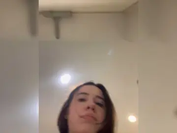 -FemaleEssence-  live sex cam