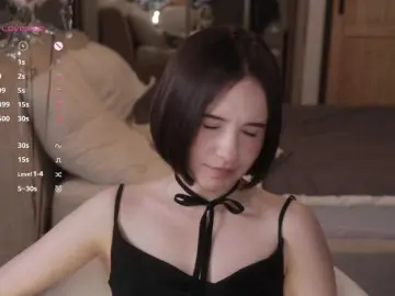 -FemaleEssence-  live sex cam