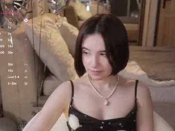 -FemaleEssence-  live sex cam