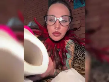 CosmoV1be  live sex cam