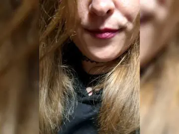 HellInsideUs  live sex cam