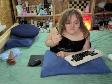 Julia-79  live sex cam