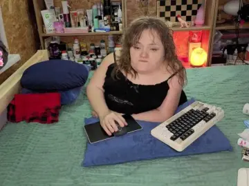 Julia-79  live sex cam