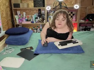 Julia-79  live sex cam