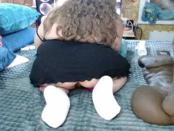 Julia-79  live sex cam