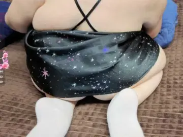 Julia-79  live sex cam