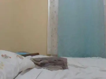 ShallyVee  live sex cam