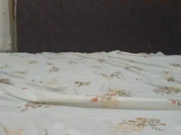 ShallyVee  live sex cam