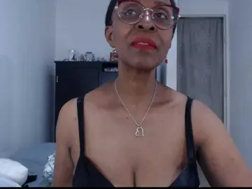 Ebonymilf  live sex cam