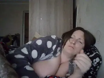 AllaSowinskaya  live sex cam