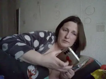 AllaSowinskaya  live sex cam