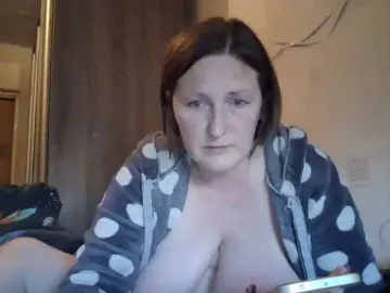 AllaSowinskaya  live sex cam