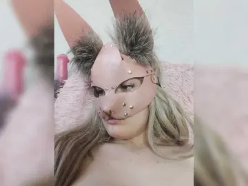 EatFuckLove  live sex cam