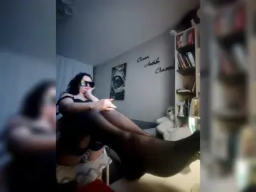 IndikaSativa007  live sex cam