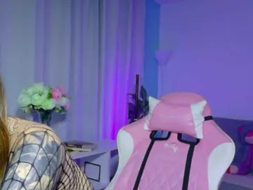 TaylorKnapp  live sex cam