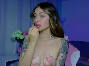 TaylorKnapp  live sex cam