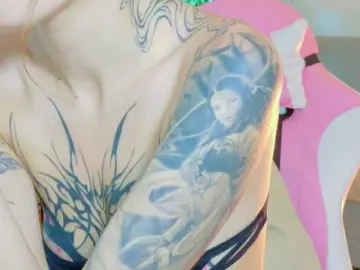 TaylorKnapp  live sex cam